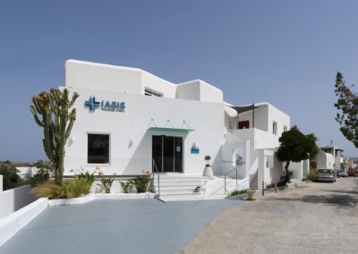 Iasis Medical Clinics Paros | ΙΑΣΙΣ Φωτογραφίες